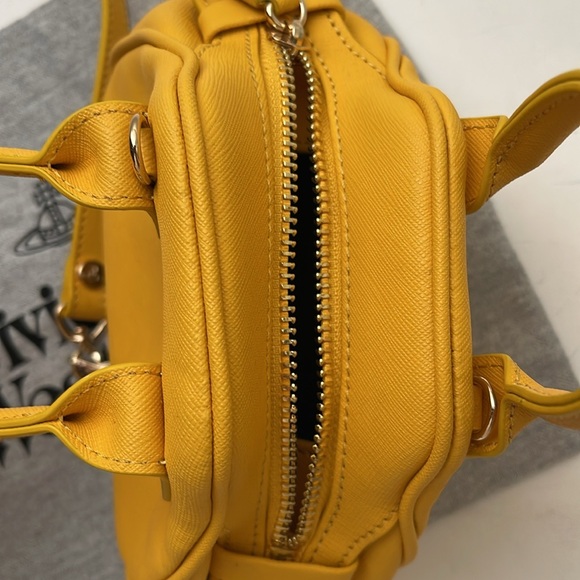 Vivienne Westwood BRAND NEW SAFFIANO MINI YASMIN YELLOW AW23 W Tag - Picture 9 of 17
